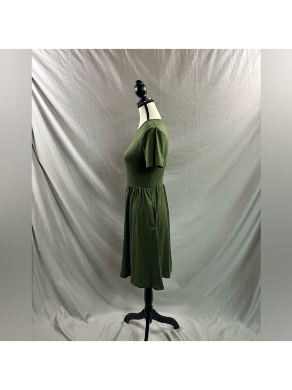 LAST ONE 🔥 Army Green A-Line Dress With Pockets - Picture 7 of 8